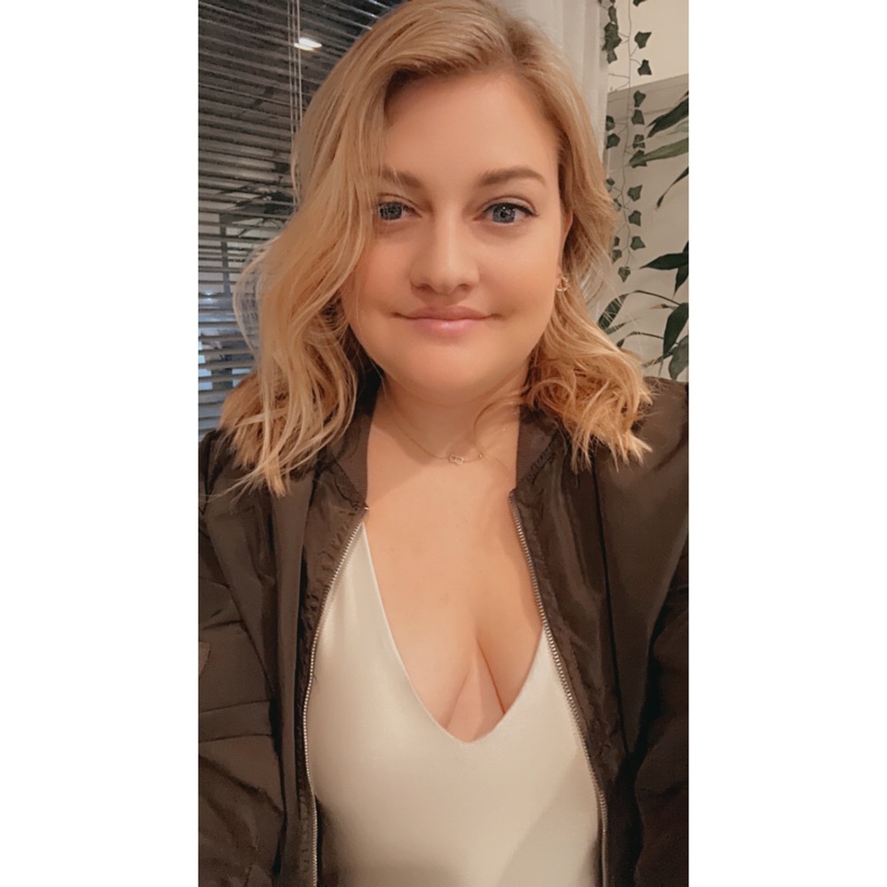 Meet your Posher, Brooke